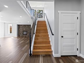 14060 7th Place S, Burien WA 98168
