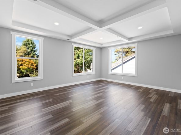 14060 7th Place S, Burien WA 98168