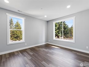 14060 7th Place S, Burien WA 98168