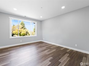 14060 7th Place S, Burien WA 98168