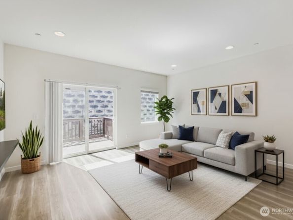 15720 Meadow Road A6, Lynnwood WA 98087