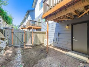 15720 Meadow Road A6, Lynnwood WA 98087