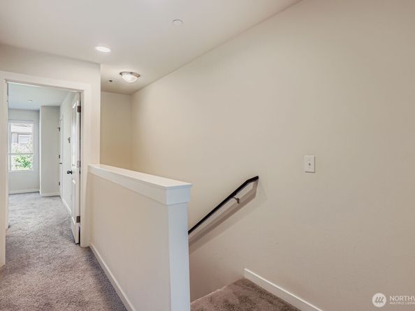 15720 Meadow Road A6, Lynnwood WA 98087