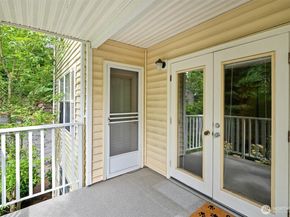 2540 118th Avenue SE 202, Bellevue WA 98005