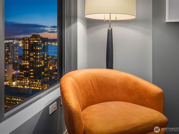 2510 6th Avenue 3203, Seattle WA 98121