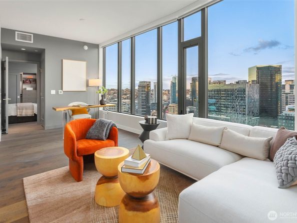 2510 6th Avenue 3203, Seattle WA 98121