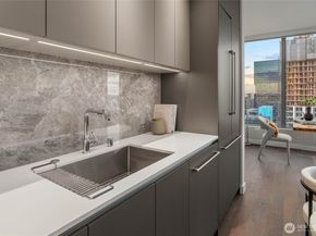2510 6th Avenue 3203, Seattle WA 98121
