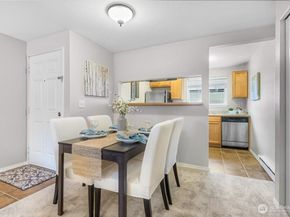 1138 N 198th Street D303, Shoreline WA 98133