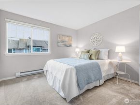 1138 N 198th Street D303, Shoreline WA 98133