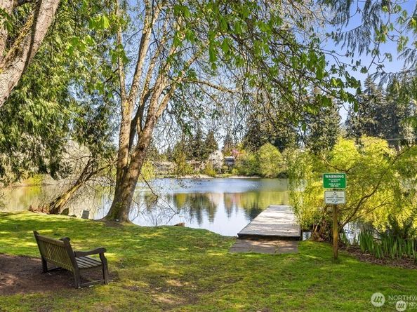 1138 N 198th Street D303, Shoreline WA 98133