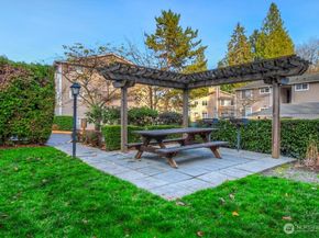 1138 N 198th Street D303, Shoreline WA 98133