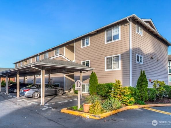 1138 N 198th Street D303, Shoreline WA 98133