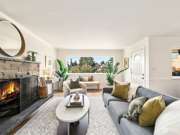 5058 38th Avenue SW, Seattle WA 98126