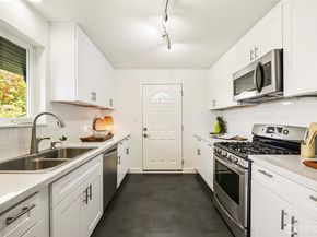 5058 38th Avenue SW, Seattle WA 98126