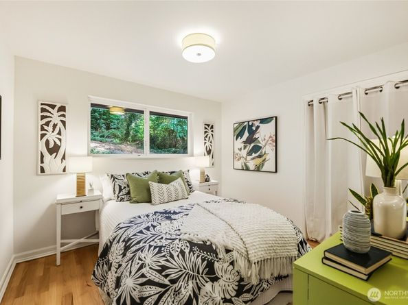 5058 38th Avenue SW, Seattle WA 98126