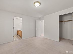 2320 NE 102nd Street, Seattle WA 98125