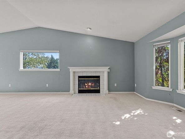 2320 NE 102nd Street, Seattle WA 98125