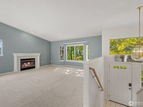 2320 NE 102nd Street, Seattle WA 98125