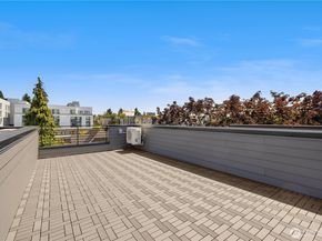 7011 9th Avenue NE, Seattle WA 98115