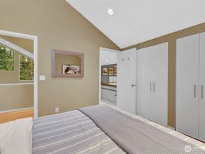 621 Bellevue Way SE, Bellevue WA 98004