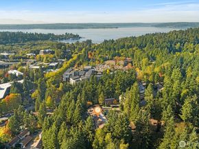3518 109th Place NE 104, Bellevue WA 98004