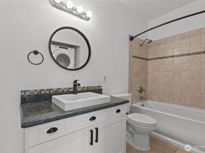 535 241st Lane SE, Sammamish WA 98074