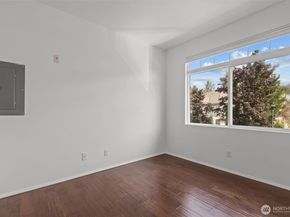 535 241st Lane SE, Sammamish WA 98074