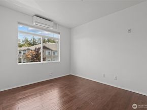 535 241st Lane SE, Sammamish WA 98074