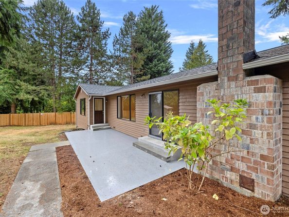 18428 146th Avenue NE, Woodinville WA 98072