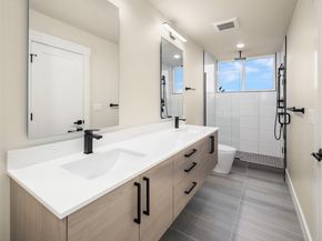 1311 14th Avenue S B, Seattle WA 98144