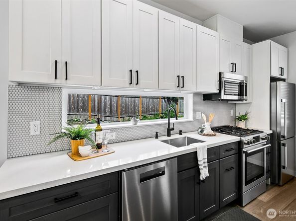 1525 C 17th Avenue S, Seattle WA 98144