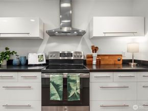 701 17th Avenue 305, Seattle WA 98122
