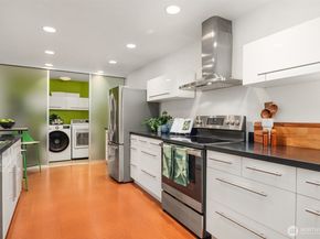 701 17th Avenue 305, Seattle WA 98122