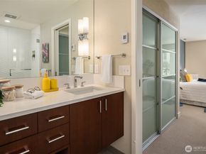 701 17th Avenue 305, Seattle WA 98122