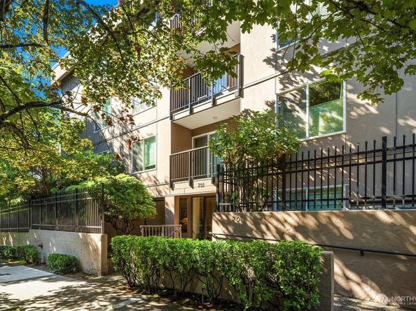 701 17th Avenue 305, Seattle WA 98122