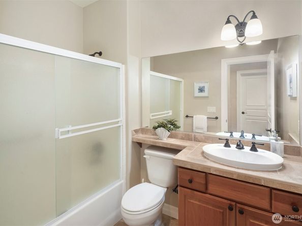 13507 Adair Creek Way NE, Redmond WA 98053
