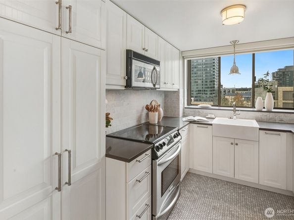 1120 Spring Street 802, Seattle WA 98104