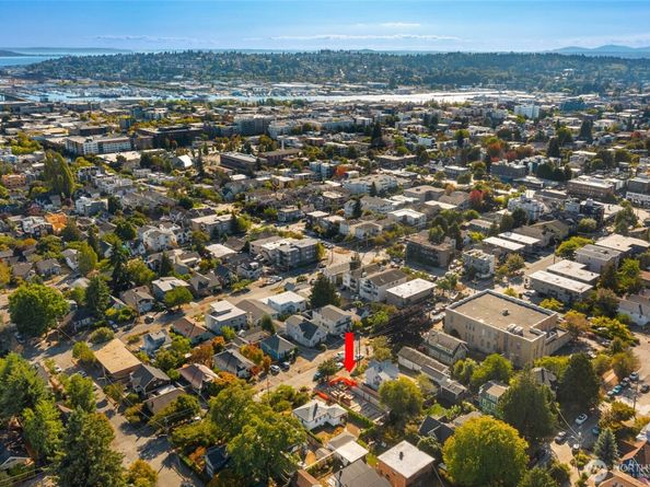 1118 NW 63rd Street, Seattle WA 98107