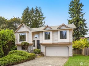 19613 138th Avenue SE, Renton WA 98058