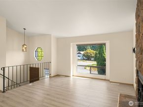19613 138th Avenue SE, Renton WA 98058