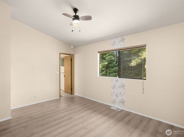19613 138th Avenue SE, Renton WA 98058