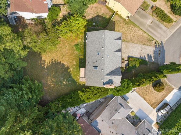 19613 138th Avenue SE, Renton WA 98058