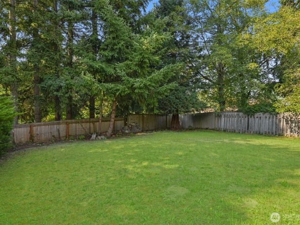 19613 138th Avenue SE, Renton WA 98058