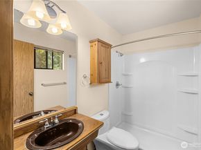19613 138th Avenue SE, Renton WA 98058