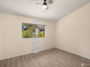 19613 138th Avenue SE, Renton WA 98058