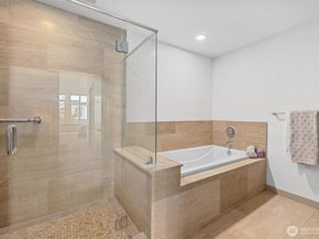 631 Market Street 203, Kirkland WA 98033