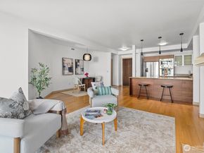 631 Market Street 203, Kirkland WA 98033