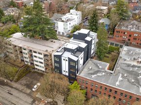 427 19th Avenue E, Seattle WA 98112