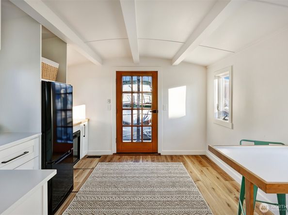 360 W Ewing Street C26, Seattle WA 98119