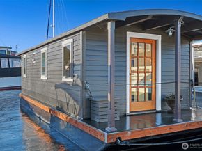 360 W Ewing Street C26, Seattle WA 98119